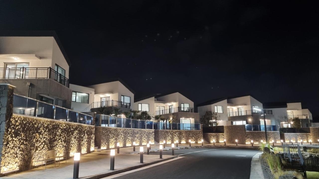 Ddosi Aewol Pool Villa Jeju Exterior foto