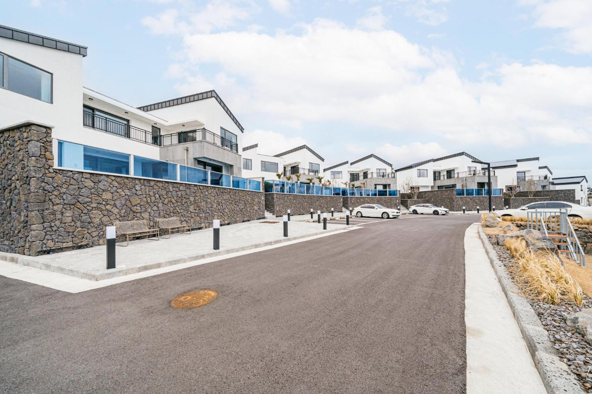 Ddosi Aewol Pool Villa Jeju Exterior foto